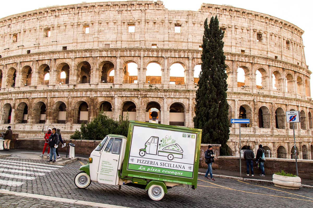 Ape verde pistacchio pizzeria siciliana a Roma, lo street food per eventi
